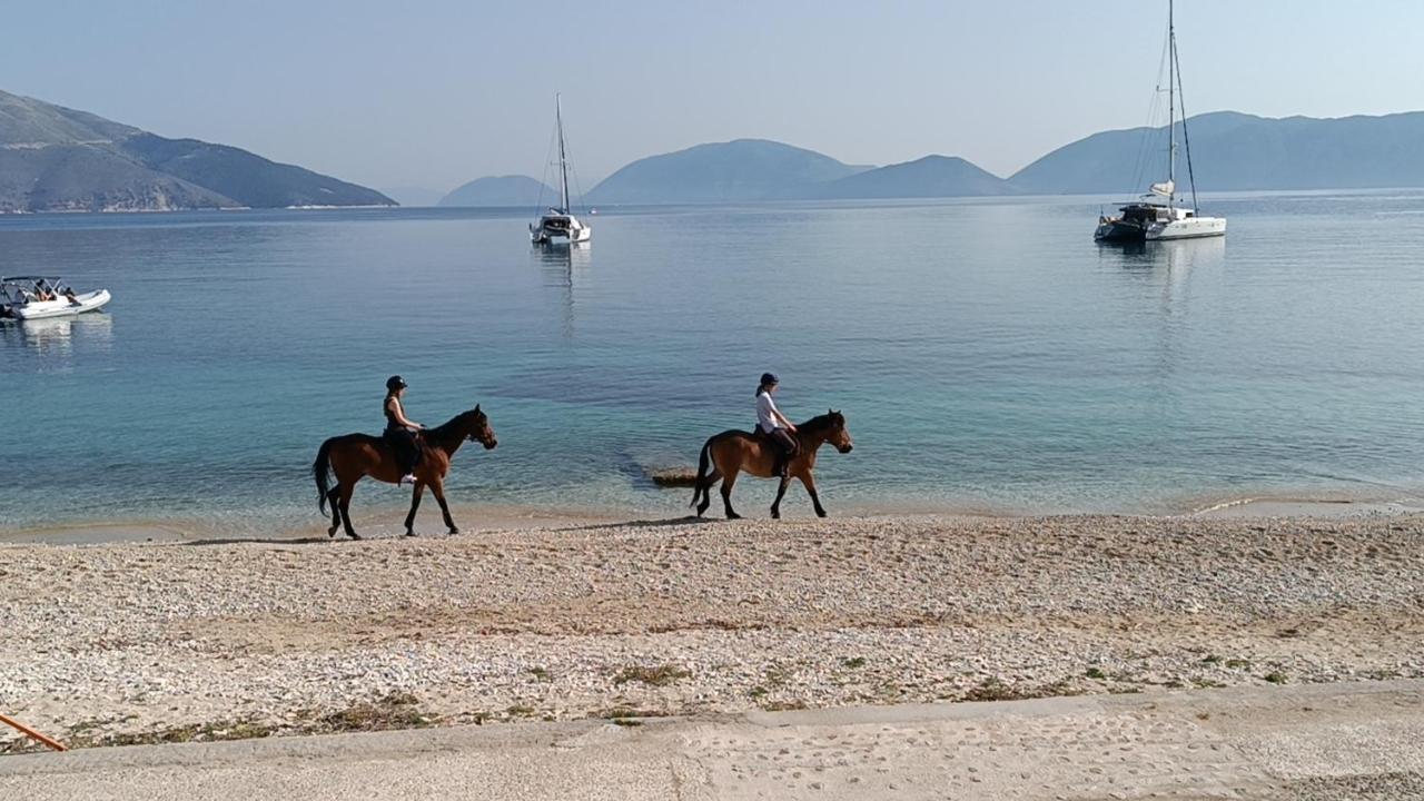 Camping Karavomilos Sami (Kefalonia) Exterior foto